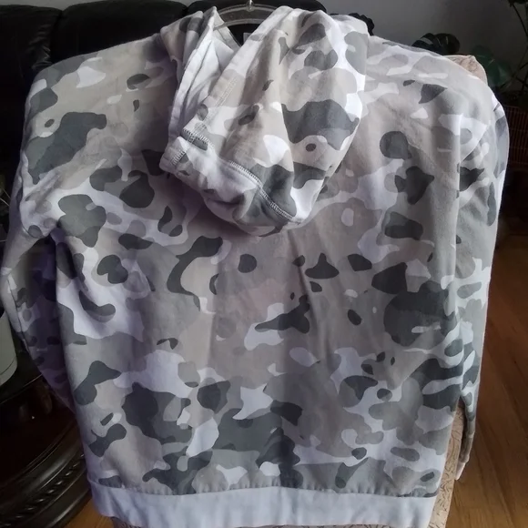 Adidas hoodie - Picture 2 of 4